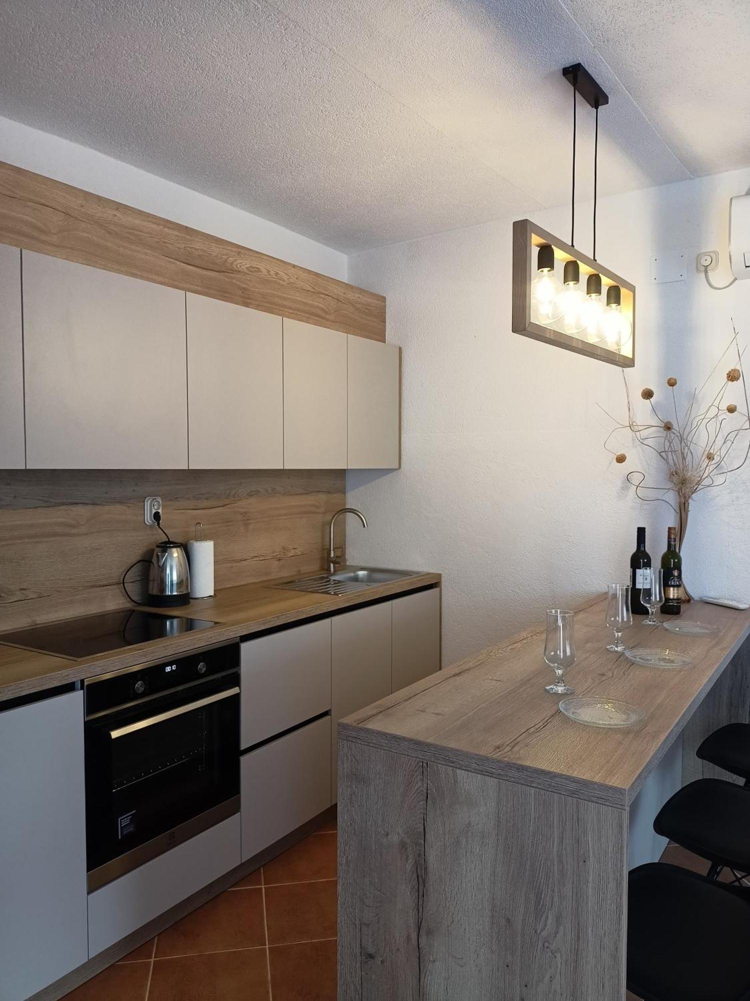 Zagvozd Village Apartment מראה חיצוני תמונה